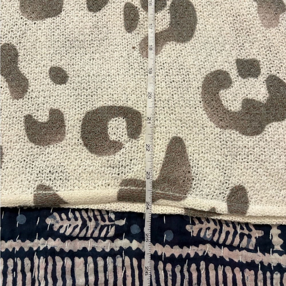 POL Ivory Sweater with Gray Leopard Spots - Picture 8 of 8